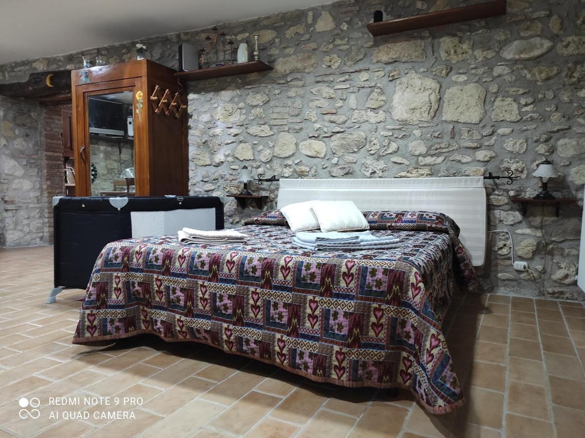 Giardino Casa Selciata Apartment Calvi dell' Umbria ภายนอก รูปภาพ