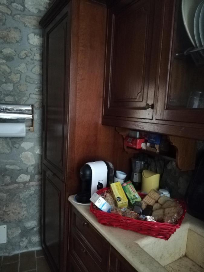 Giardino Casa Selciata Apartment Calvi dell' Umbria ภายนอก รูปภาพ