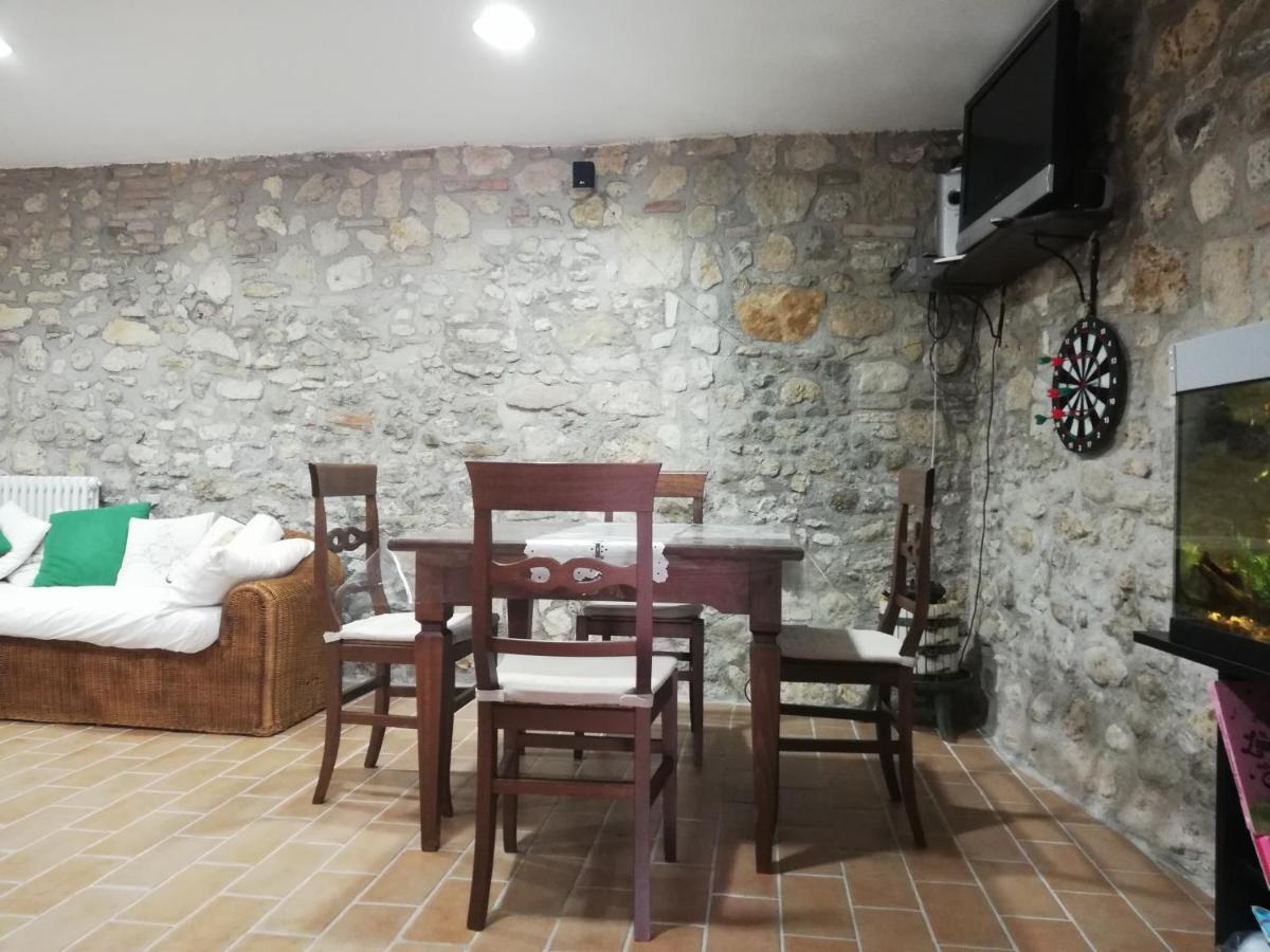 Giardino Casa Selciata Apartment Calvi dell' Umbria ภายนอก รูปภาพ